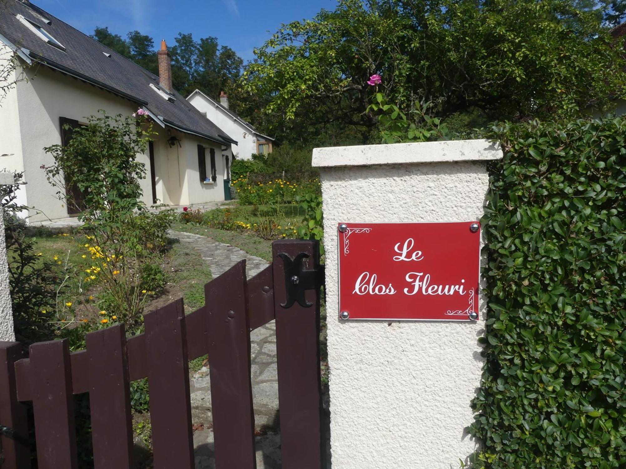 Le Clos Fleuri - Chambres D'Hotes Onzain Eksteriør billede